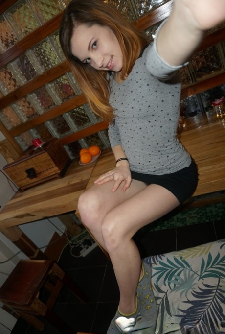 Adnan Kahveci Lüks Süit Escort Partner Aslı Tanıtımı