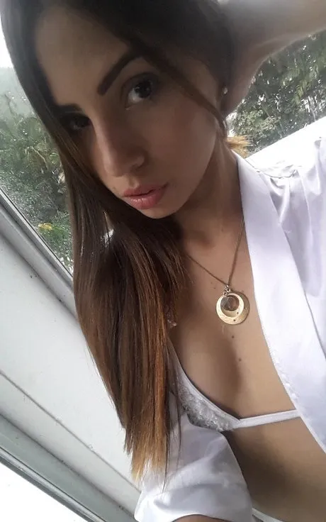 Irmak - Beylikdüzü VIP Escort Bayan Modeli - Gerçek Fotoğraflı İlan